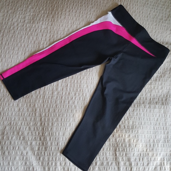 Fabletics Workout Leggings Capris Tights M - Picture 2 of 4